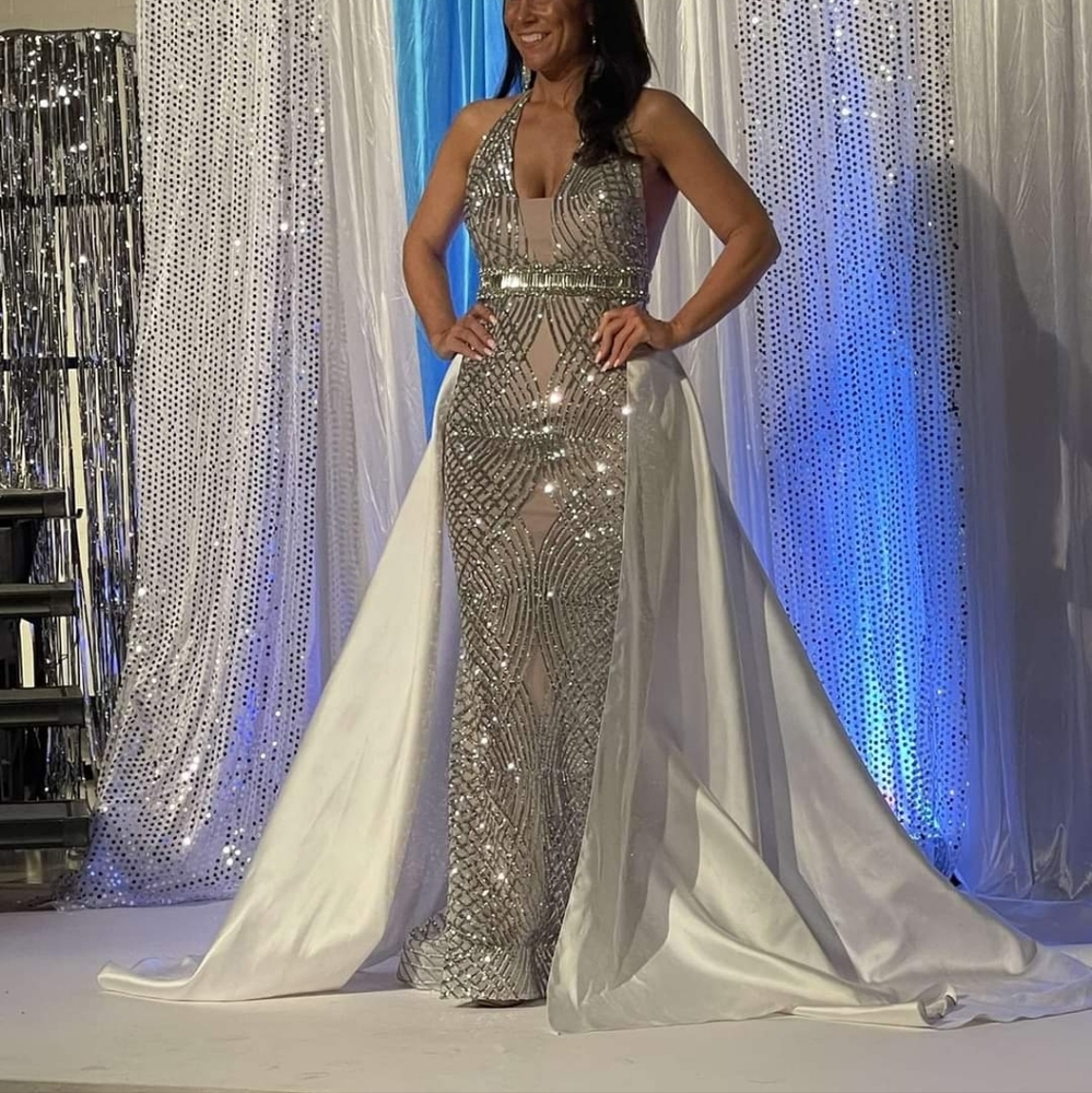 Fernando Wong gown